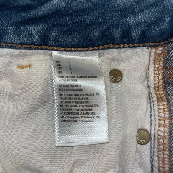 American Eagle Jean Shorts - Picture 5 of 5